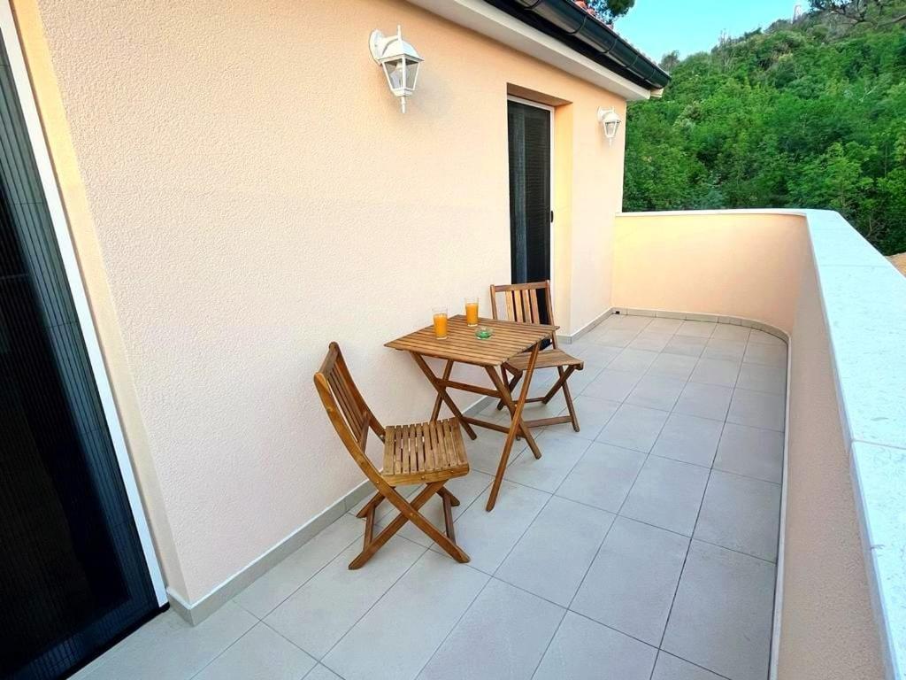 Apartman Mediteran Šibenik Exteriör bild