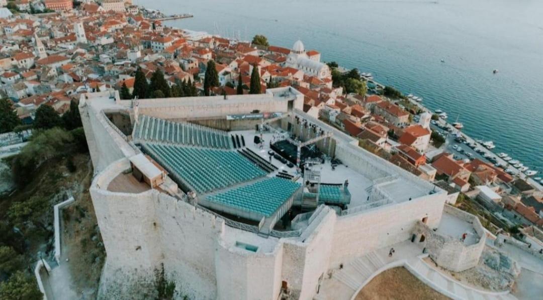 Apartman Mediteran Šibenik Exteriör bild