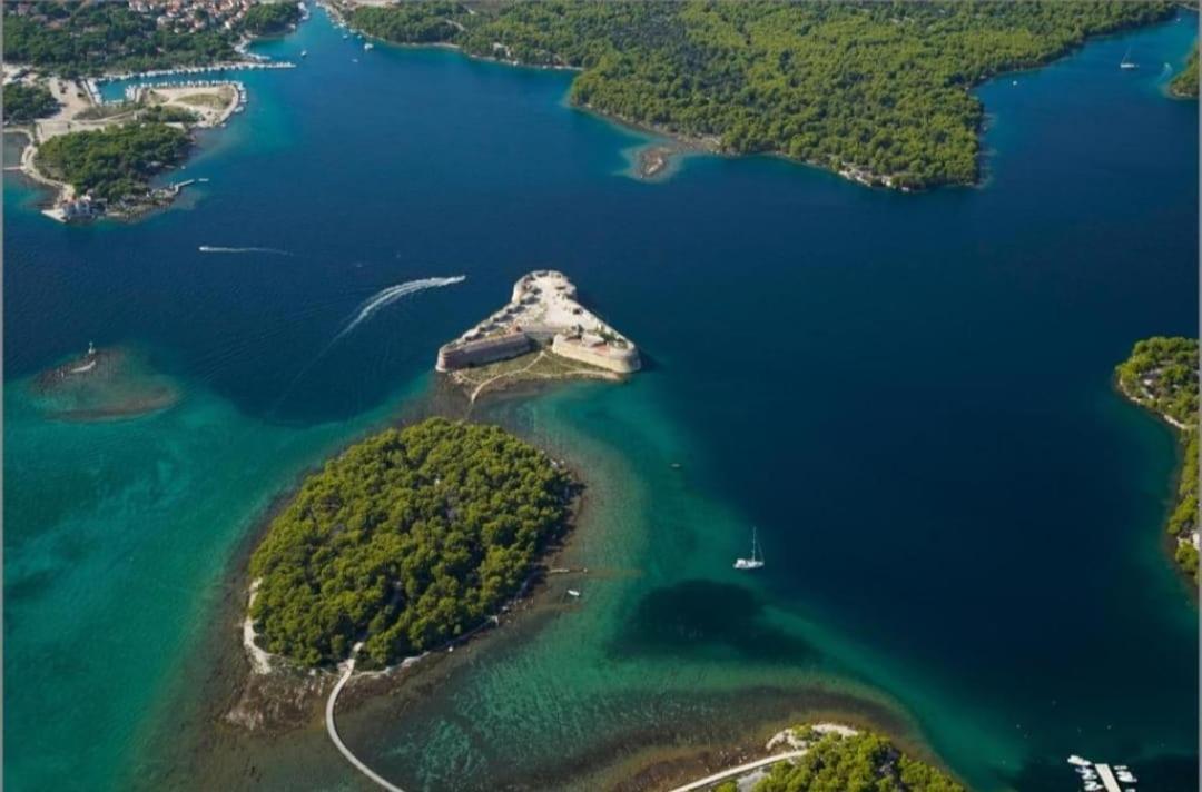 Apartman Mediteran Šibenik Exteriör bild